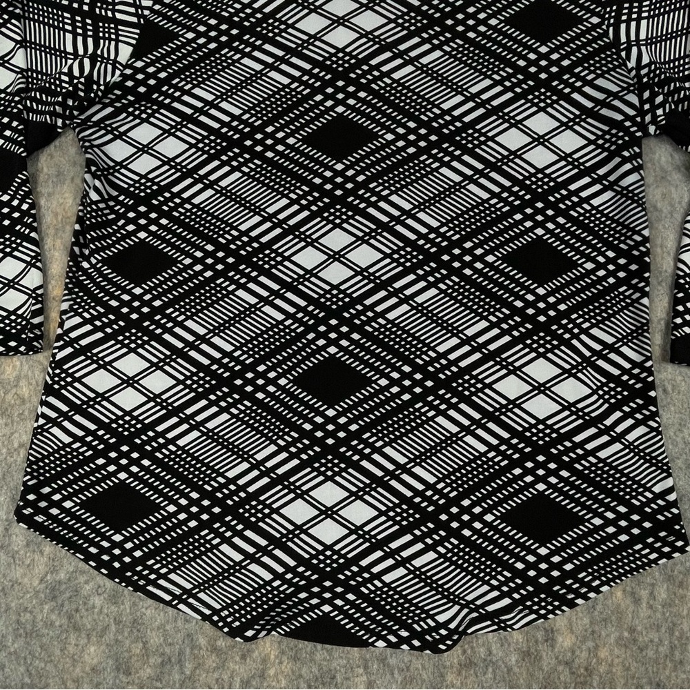 Diana Bell Black White Diagonal Print Office Attire Polished Casual Top - Sz M - Picture 12 of 16